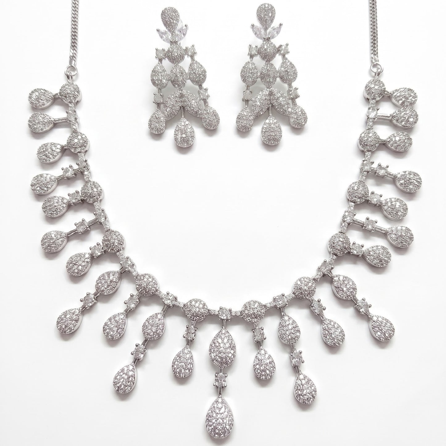 The Luna Necklace Set