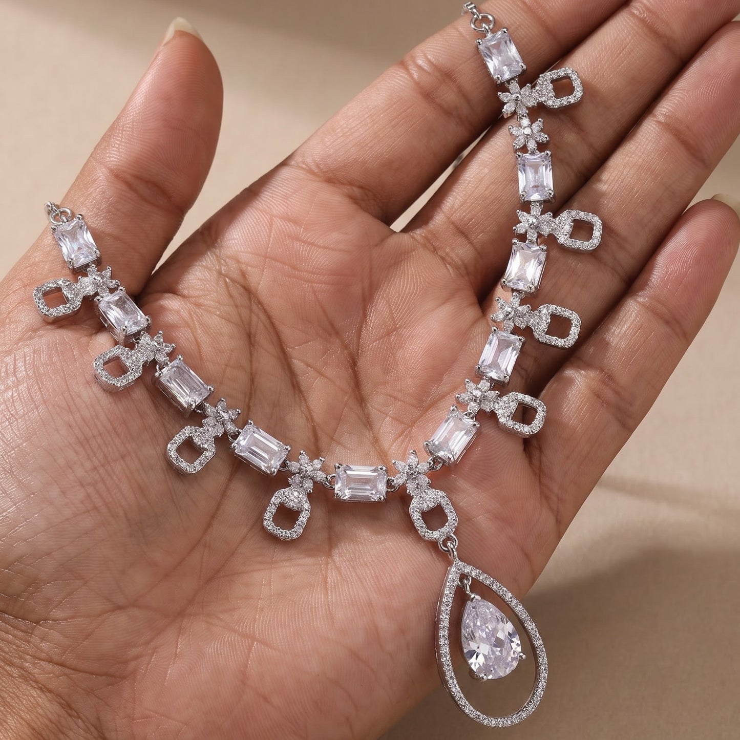The Lily Necklace Set